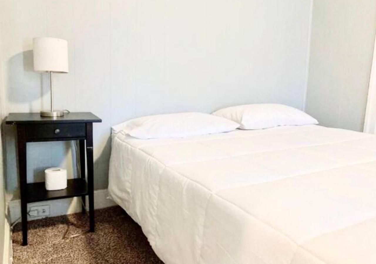 Clover 2900 - Apartment And Rooms With Private Bathroom Near Washington Ave South Philly フィラデルフィア エクステリア 写真