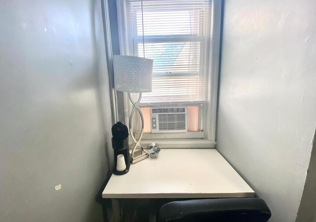 Clover 2900 - Apartment And Rooms With Private Bathroom Near Washington Ave South Philly フィラデルフィア エクステリア 写真
