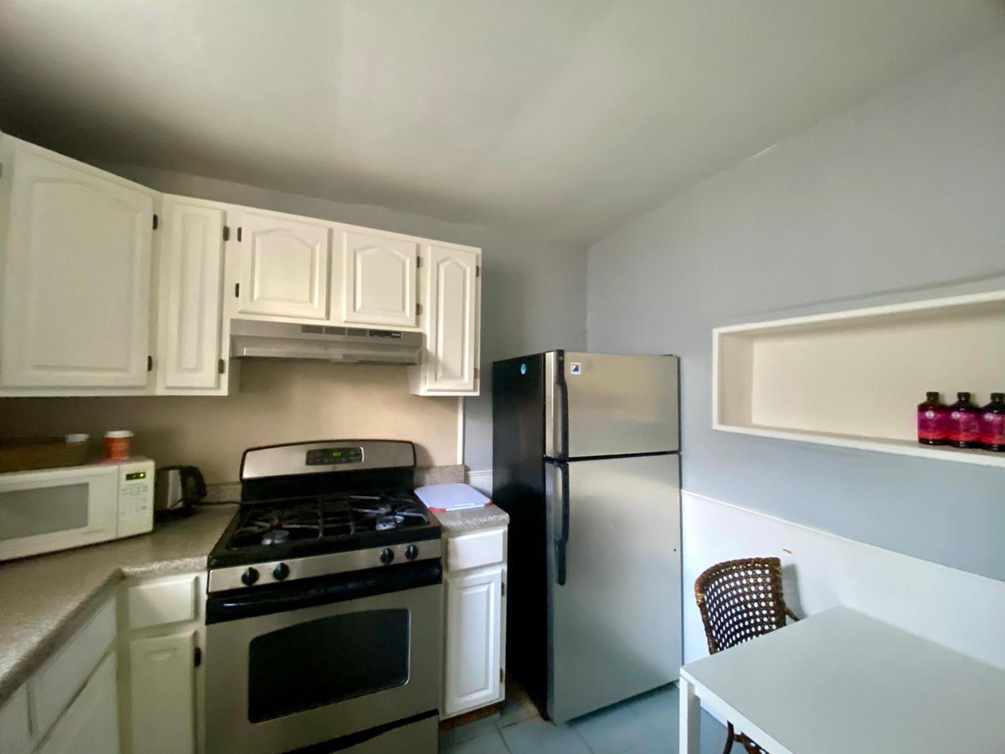 Clover 2900 - Apartment And Rooms With Private Bathroom Near Washington Ave South Philly フィラデルフィア エクステリア 写真