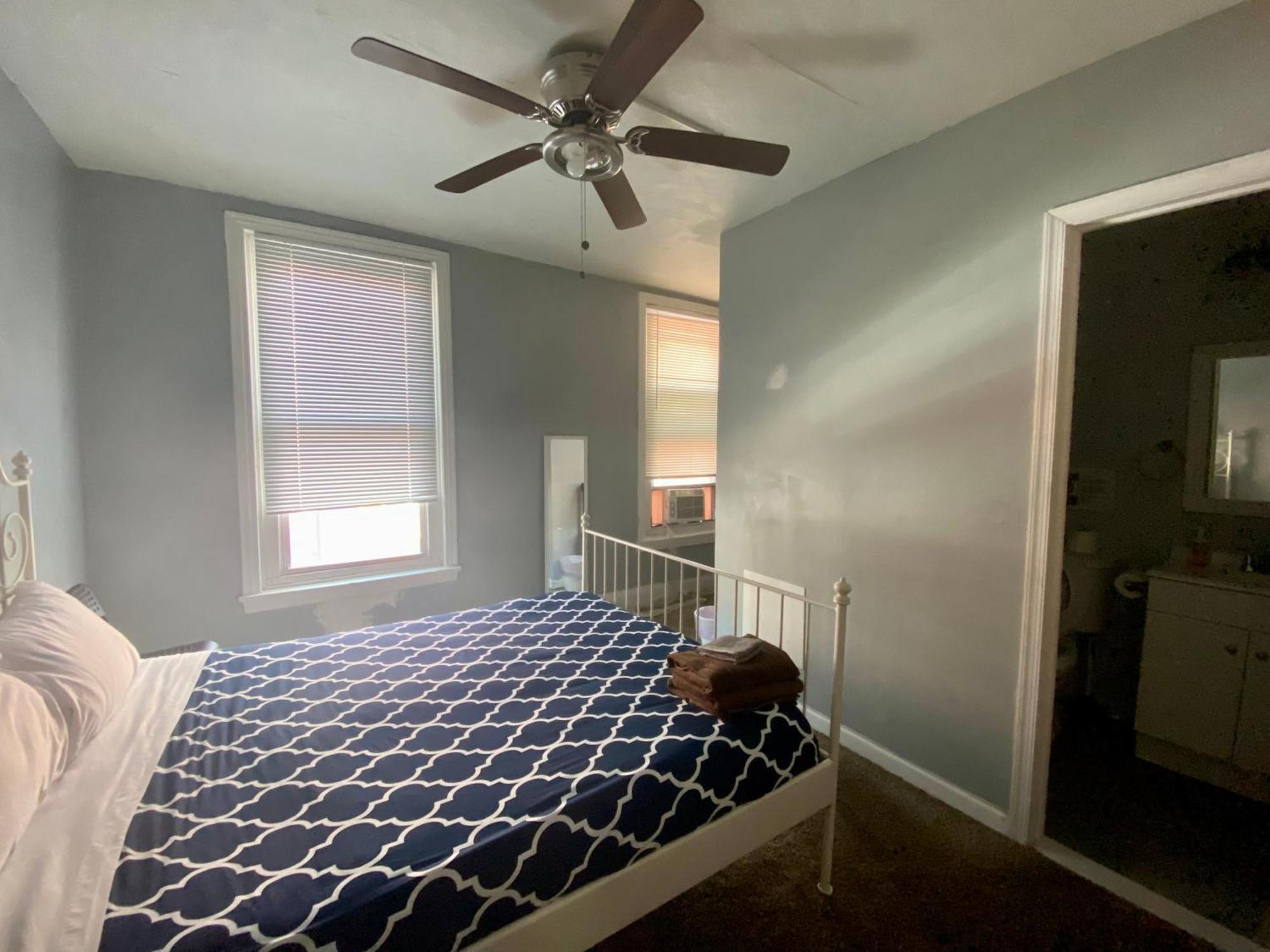 Clover 2900 - Apartment And Rooms With Private Bathroom Near Washington Ave South Philly フィラデルフィア 部屋 写真