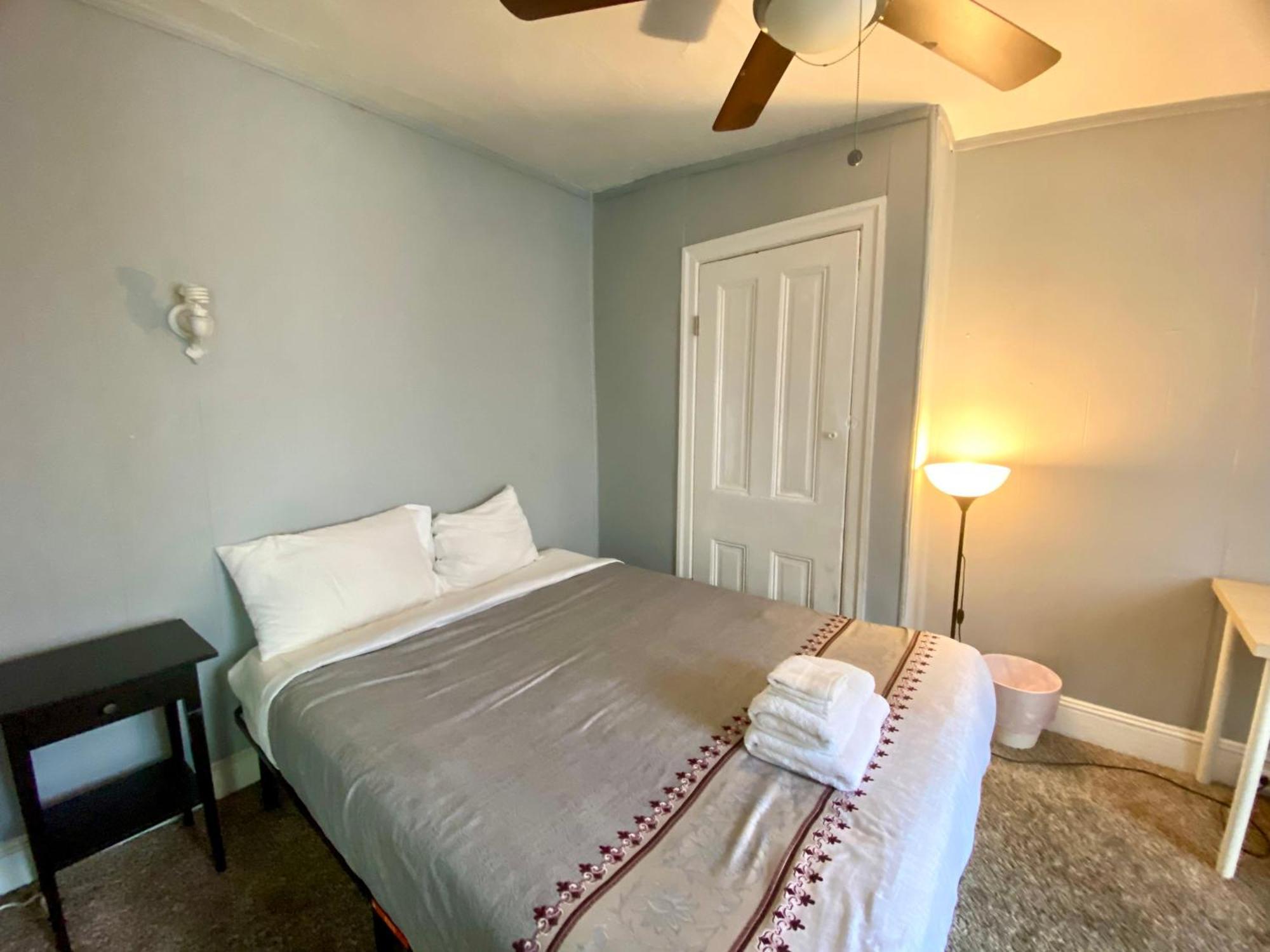 Clover 2900 - Apartment And Rooms With Private Bathroom Near Washington Ave South Philly フィラデルフィア エクステリア 写真